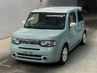 Nissan Cube — фото