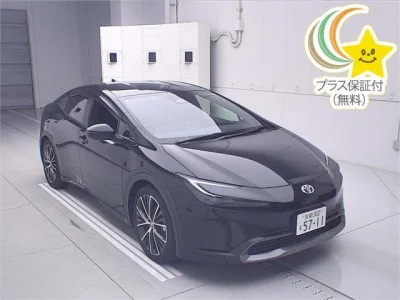 Toyota Prius — фото