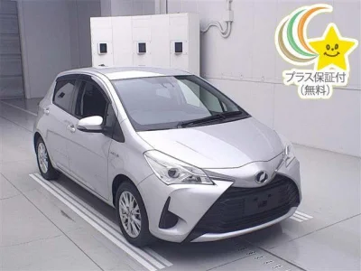 Toyota Vitz — фото