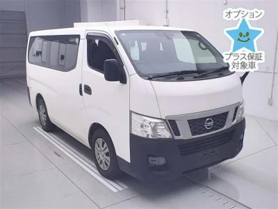 Nissan Caravan — фото