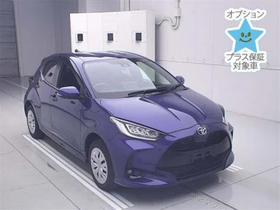 Toyota Yaris — фото