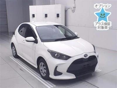 Toyota Yaris — фото
