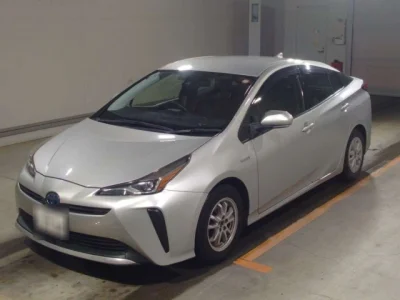 Toyota Prius — фото