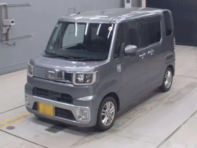 Daihatsu Wake — фото