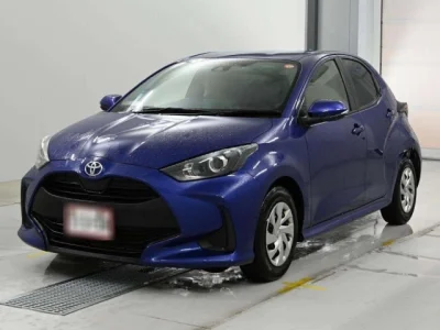 Toyota Yaris — фото