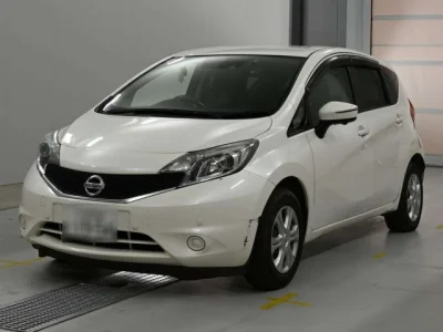 Nissan Note — фото