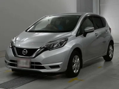 Nissan Note — фото