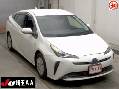Toyota Prius — фото