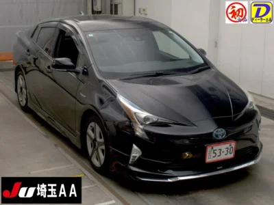 Toyota Prius — фото