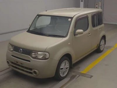 Nissan Cube — фото