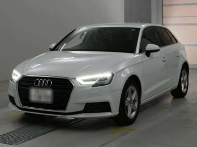Audi A3 — фото