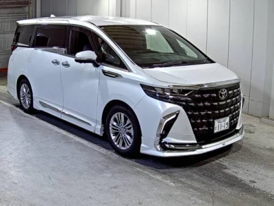 Toyota Alphard — фото