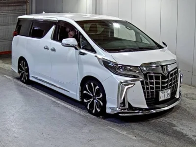 Toyota Alphard — фото