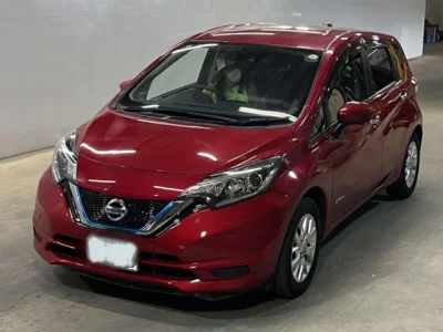 Nissan Note — фото