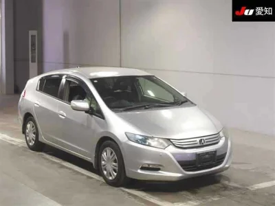 Honda Insight — фото