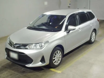 Toyota Corolla Fielder — фото