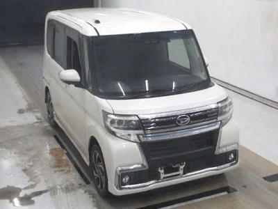 Daihatsu Tanto — фото