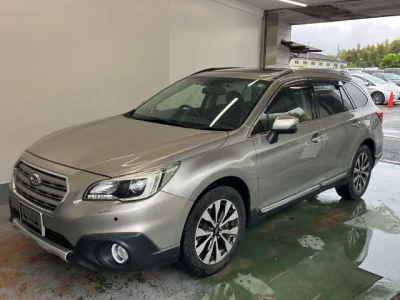 Subaru Outback — фото