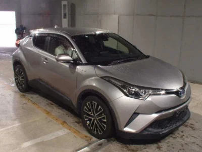 Toyota C-HR — фото