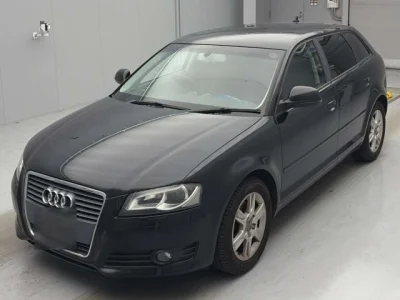 Audi A3 — фото