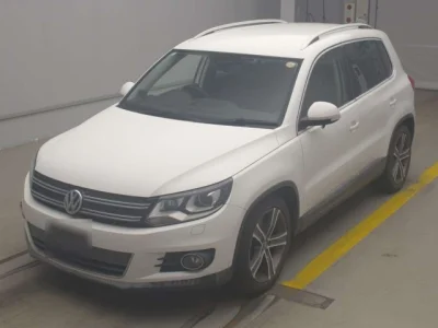 Volkswagen Tiguan — фото