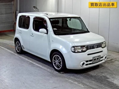 Nissan Cube — фото
