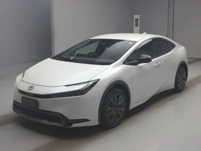 Toyota Prius — фото