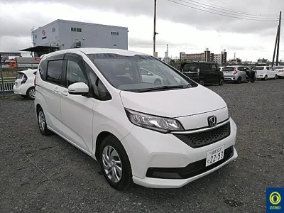 Honda Freed — фото