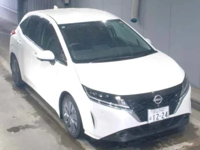 Nissan Note — фото