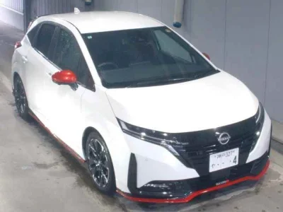 Nissan Aura