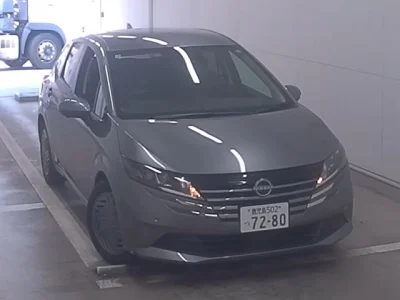 Nissan Note — фото