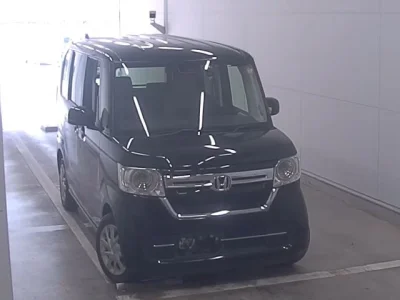 Honda N-Box — фото