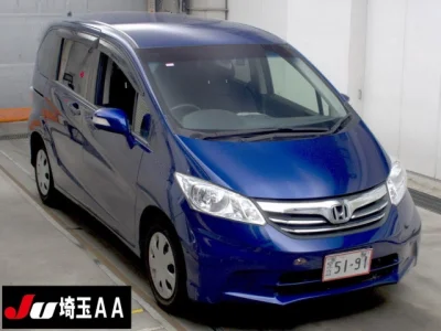Honda Freed — фото
