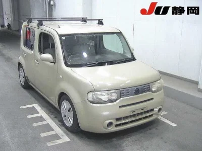 Nissan Cube — фото