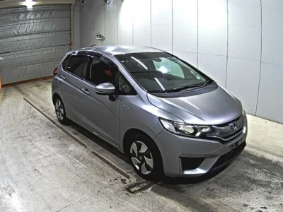 Honda Fit — фото