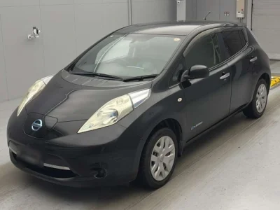 Nissan Leaf — фото