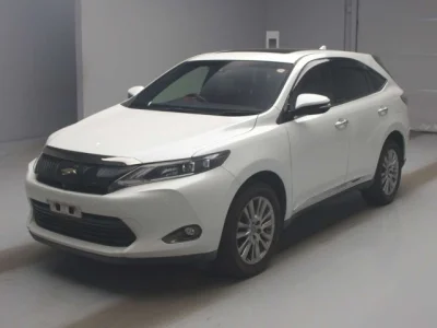 Toyota Harrier — фото