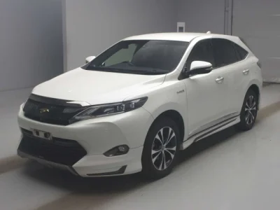 Toyota Harrier — фото