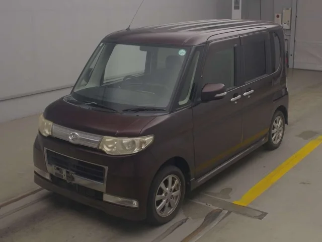 Daihatsu TANTO — фото