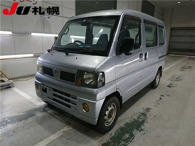 Nissan CLIPPER — фото
