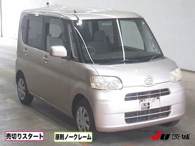 Daihatsu TANTO — фото
