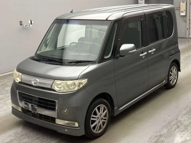 Daihatsu TANTO — фото