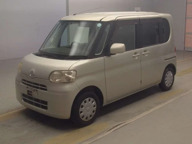 Daihatsu TANTO — фото