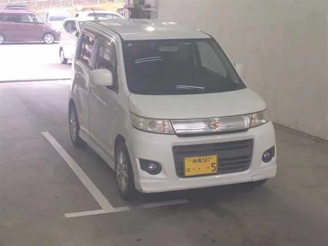 Suzuki WAGON R STINGRAY — фото