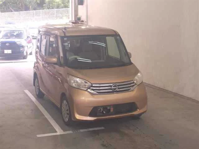 Nissan DAYZ ROOX