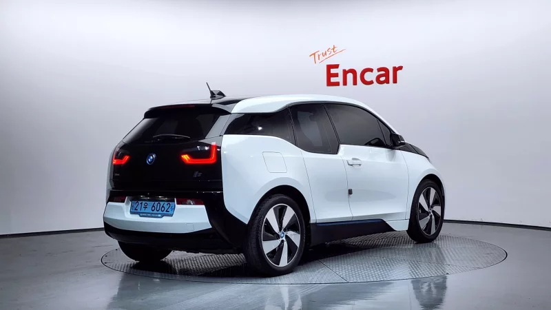 BMW i3 — фото 2