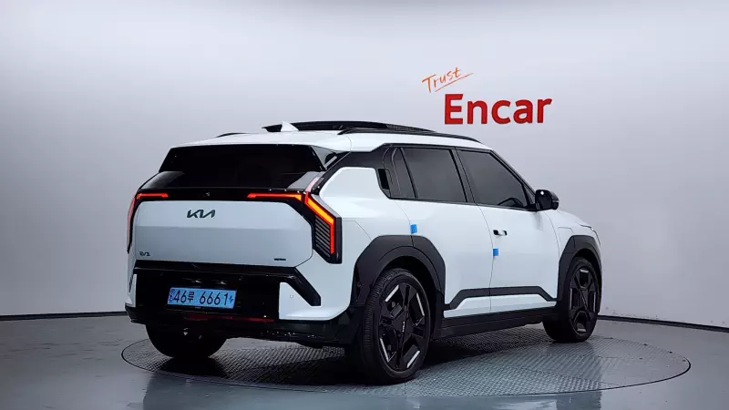 Kia EV3 — фото 2