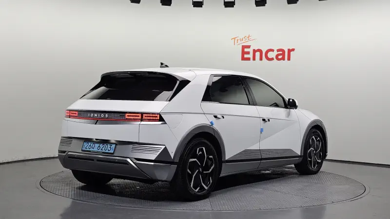 Hyundai Ioniq 5 — фото 2