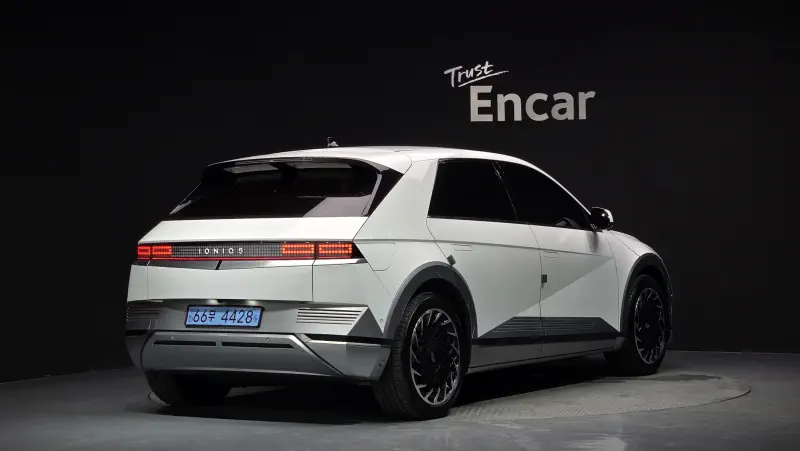 Hyundai Ioniq 5 — фото 2