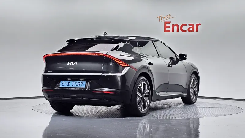 Kia EV6 — фото 2